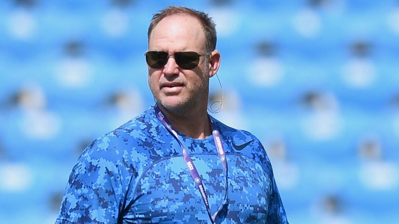 Pak appoint Hayden, Philander as coaches