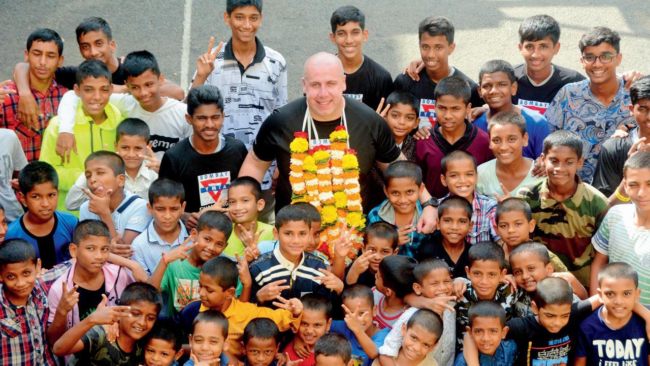 Irishman to walk 545 km for Mumbai’s orphans