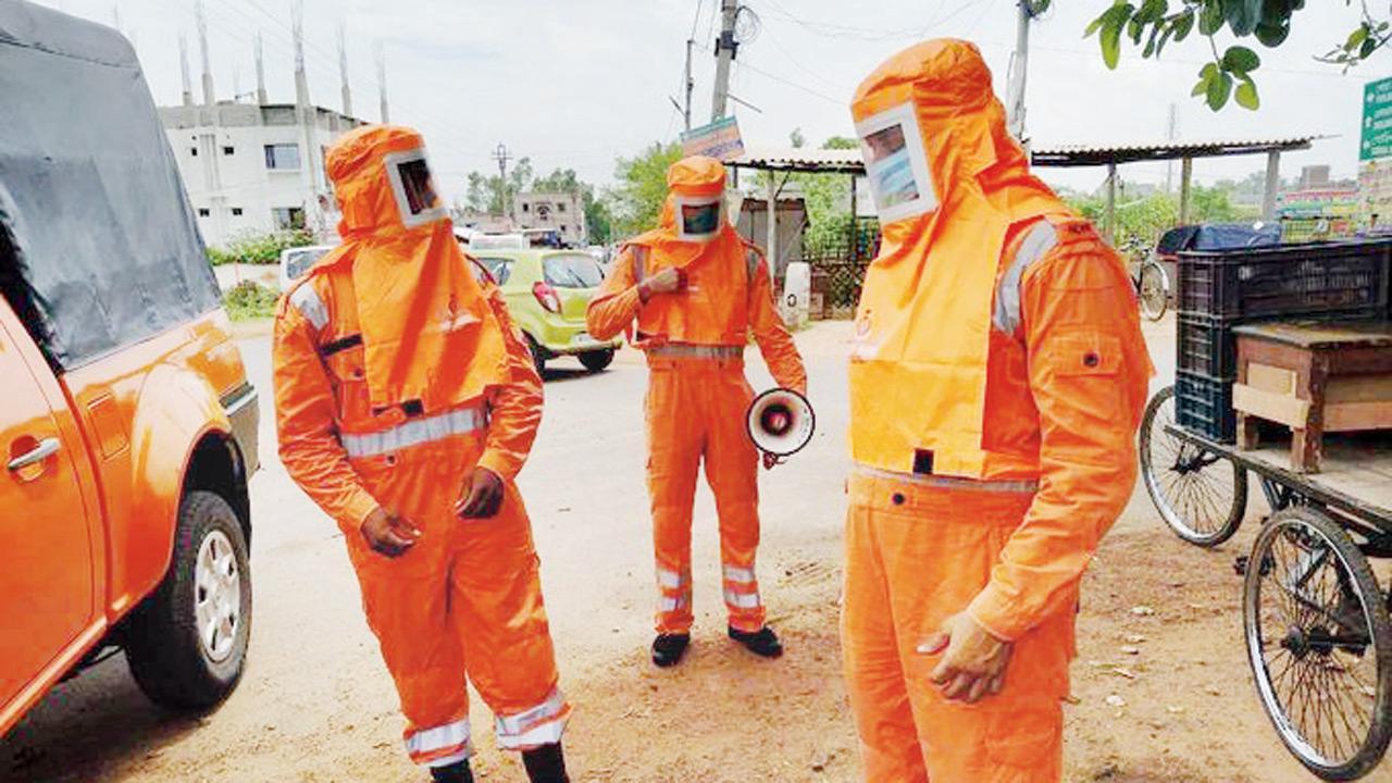 West Bengal: NDRF deploys 9 teams in flood-hit Midnapore