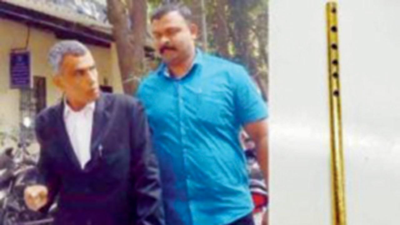 Mumbai: Security guard who flung flute at judge sentenced