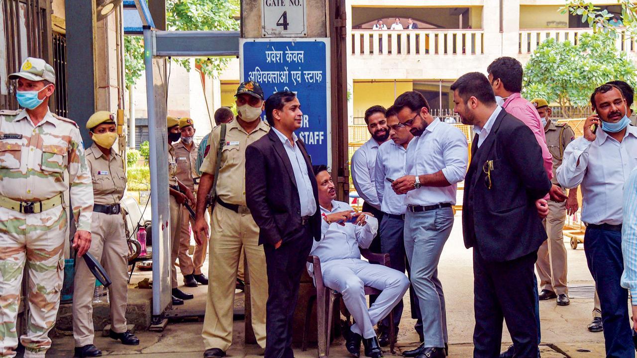 Delhi Police will be probing Rohini courtroom shootout