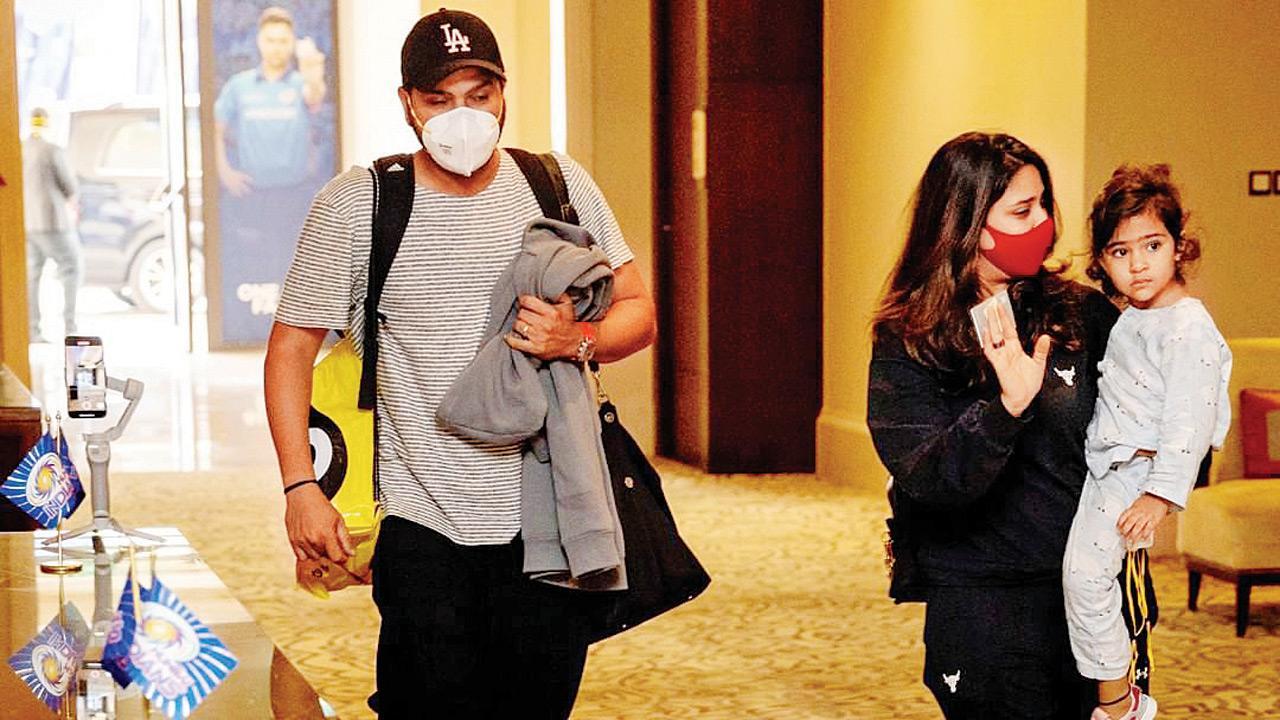 IPL 2021: MI skipper Rohit Sharma, Jasprit Bumrah and Suryakumar Yadav arrive in UAE