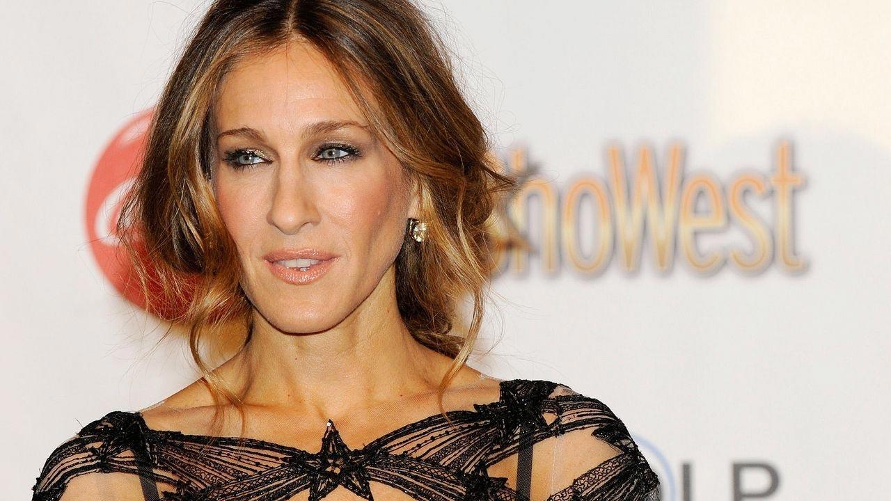 SJP 'not ready' yet to pay tributes after co-star Willie Garson's death