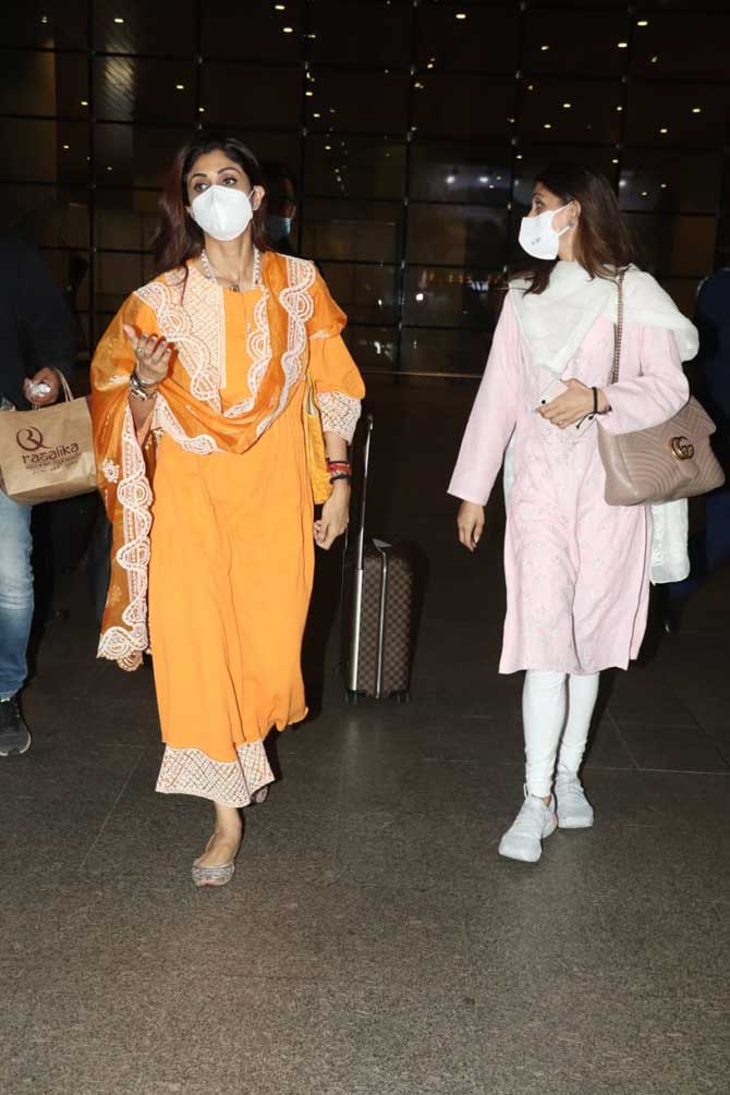 Shilpa Shetty Kundra has been sharing glimpses from her trip on social media. The actress is currently one of the judges on the dance reality show 'Super Dancer'.