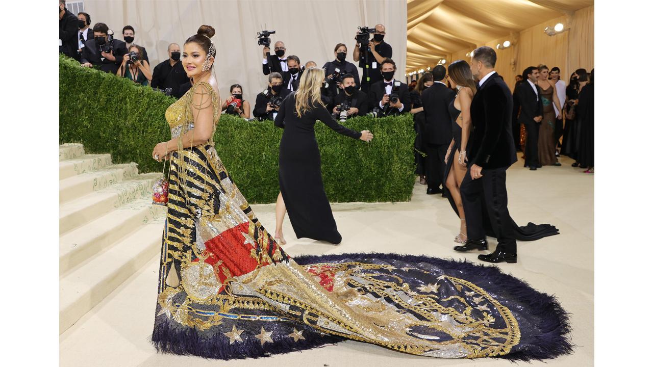 Hyderabad’s Fashion Heiress, Sudha Reddy Is A Golden Hour Goddess At The 2021 MET Gala Red Carpet