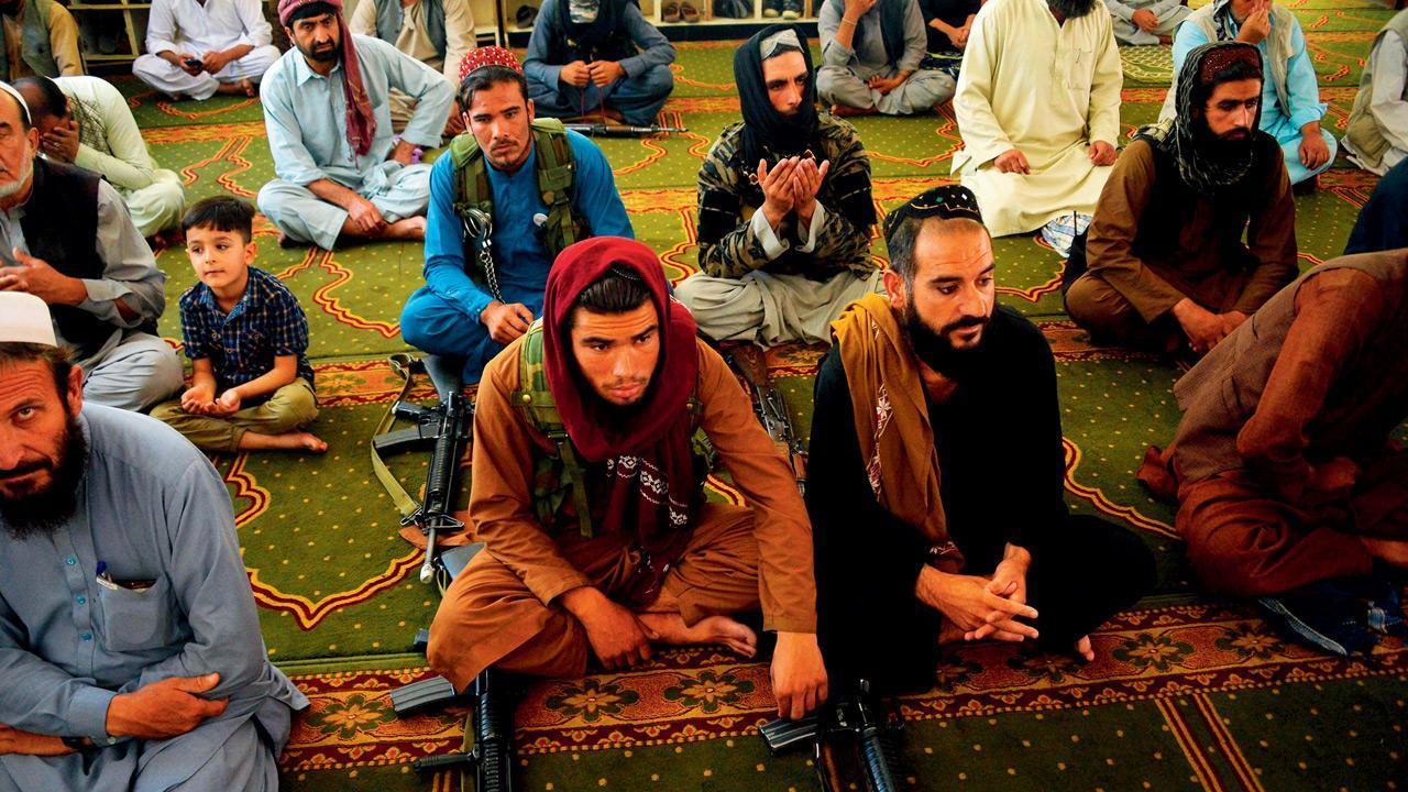 Taliban issue no-shave order to barbers in Afghan province