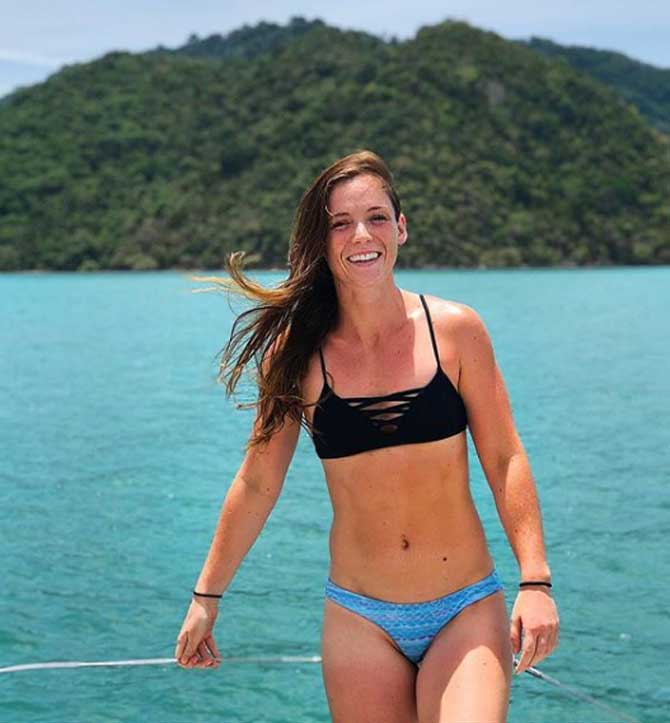 Tanya Poppett:Tanya Poppett is a Sydney-based trainer who chooses to mix up her workout regimens. Her Instagram posts are filled with her getting active while boxing, running, canoeing, and even doing aerial yoga. She is also the brains behind Train with Tanya, a fitness app that focuses on HIIT exercises. Image/ Instagram @achieving_balance