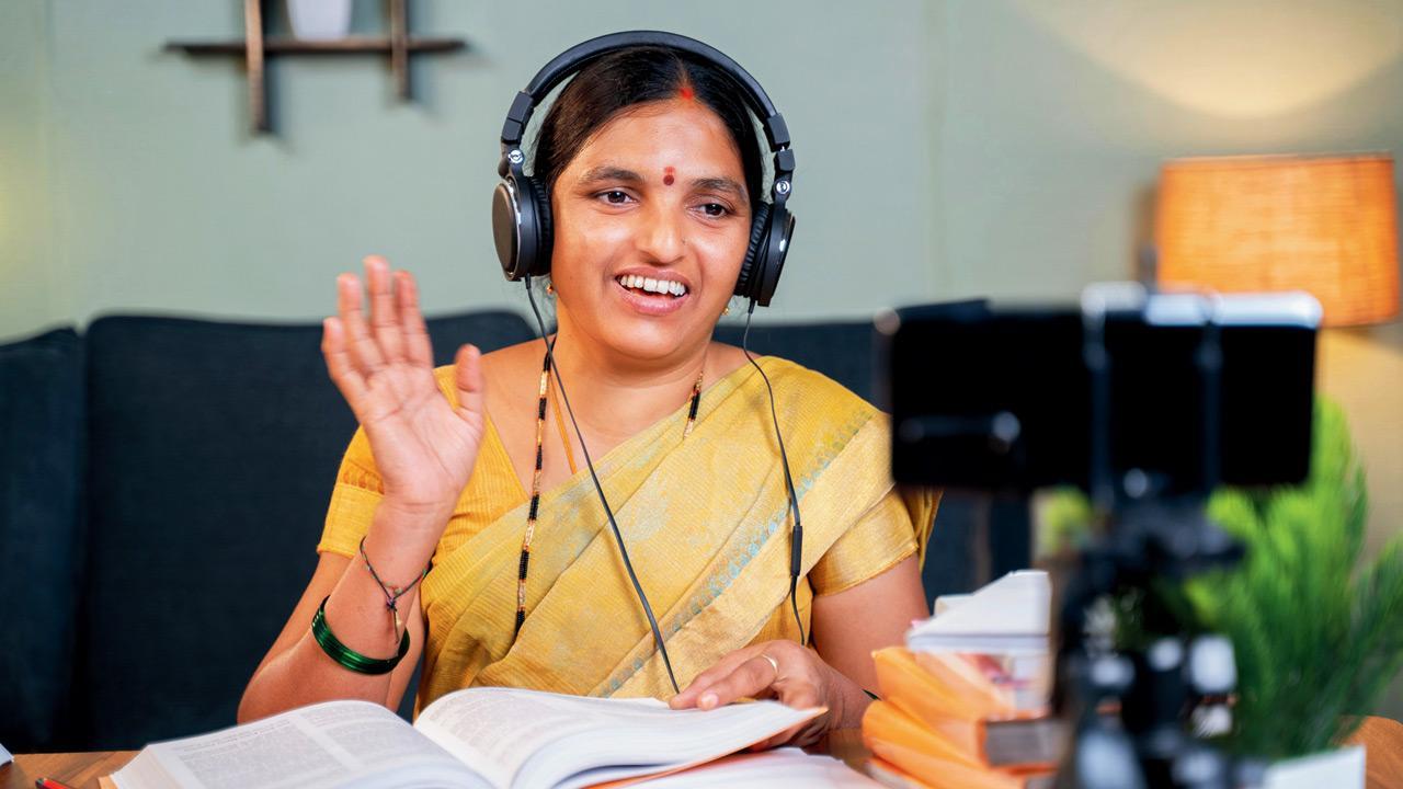 Teachers’ curricula changes to adapt to online learning