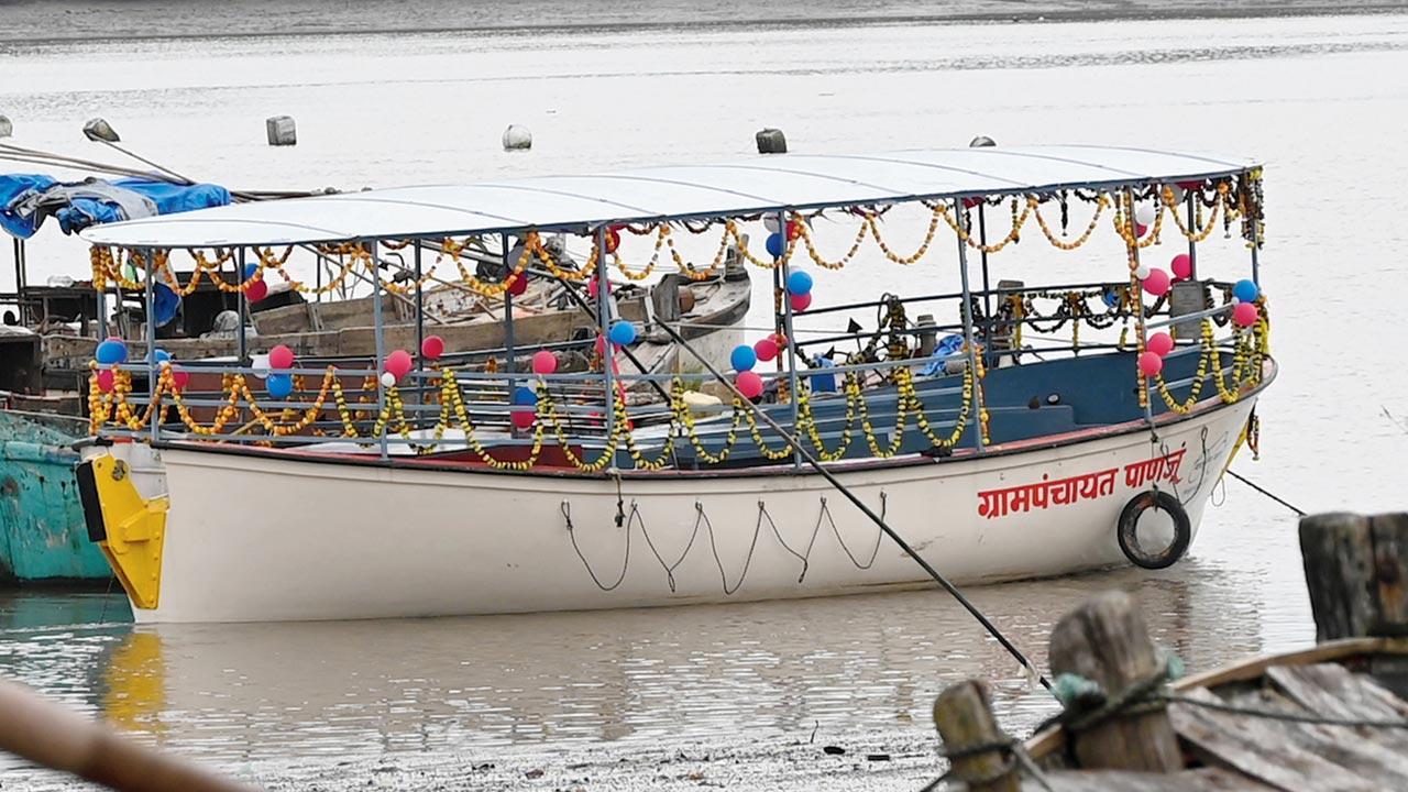 Vasai’s Panju Island residents finally get their own boat