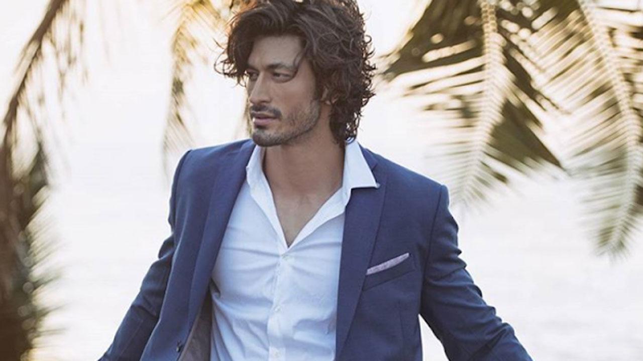 Vidyut Jammwal engaged to fashion designer Nandita Mahtani