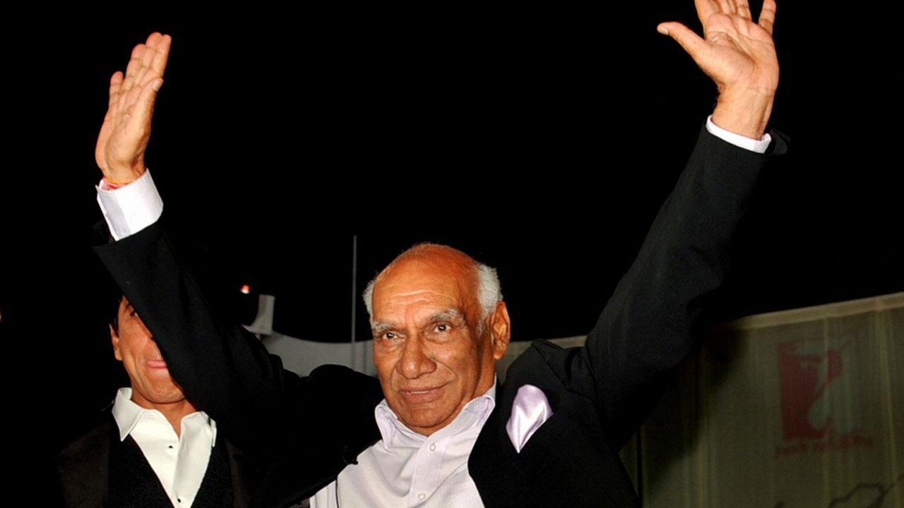 Bollywood remembers Yash Chopra on his birth anniversary