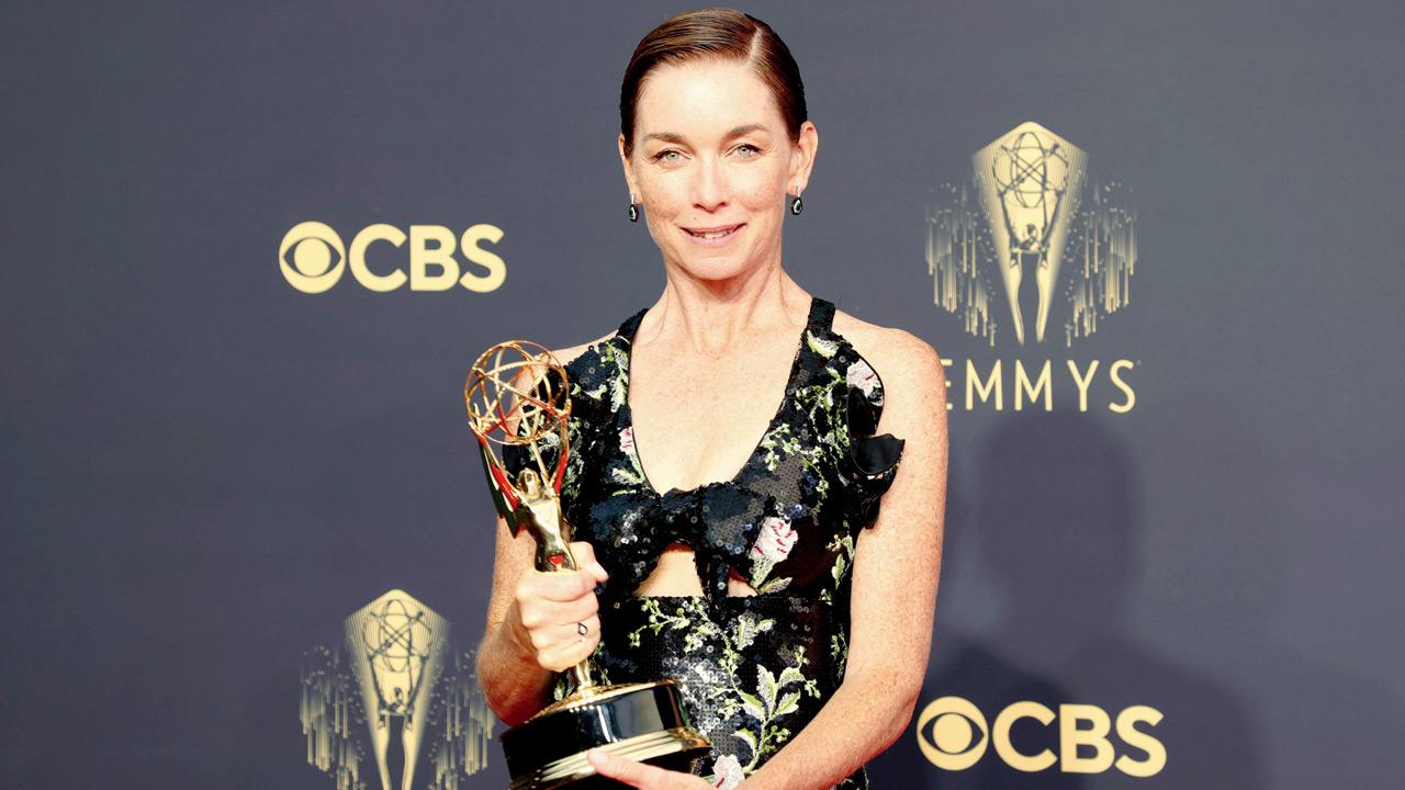 Julianne Nicholson
