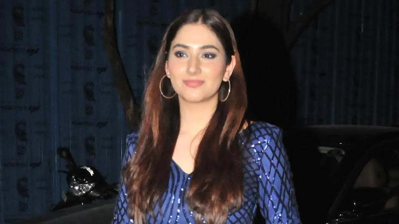 Disha Parmar opens up on giving a personal touch to her look in 'Bade Achhe Lagte Hain 2'