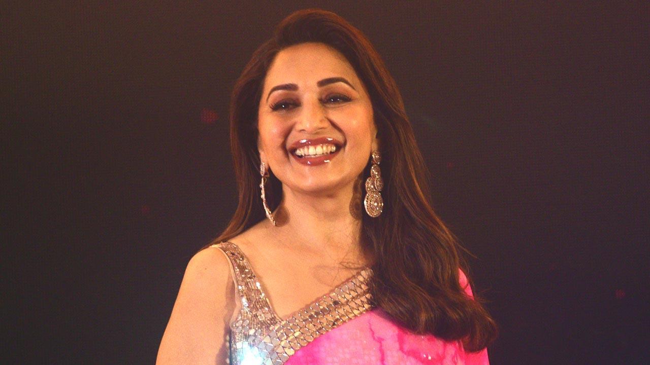 Madhuri Dixit Nene gives free 'Garba' classes on her online dance academy