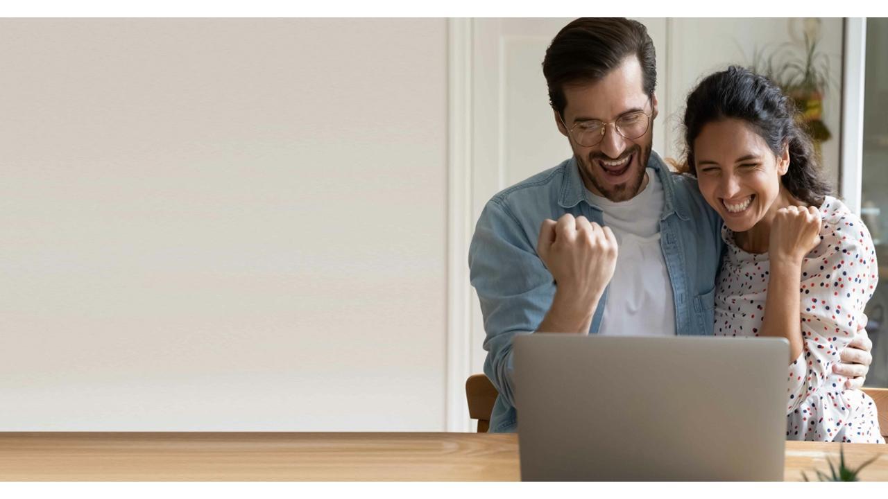 This festive season, get growth and assured returns with a Fixed Deposit