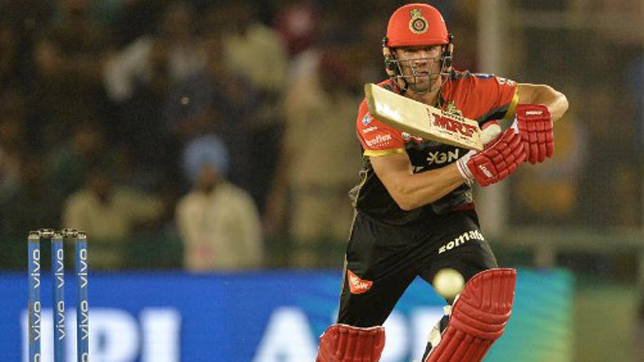 AB de Villiers (Royal Challengers Bangalore) 76 off 34 balls-When AB gets going, there is no stopping him. Kolkata Knight Riders in Chennai got a taste of it. At 91/3, Bangalore were in trouble. But de Villiers combined forces with Glenn Maxwell to produce a scintillating counter-attack. The South African completed his half-century off just 27 balls. He went on to score 76 runs off just 34 balls which included 9 fours and 3 sixes at an astounding strike rate of 223.53. The impact of his blistering knock was so big that it overshadowed the 78 made by Maxwell