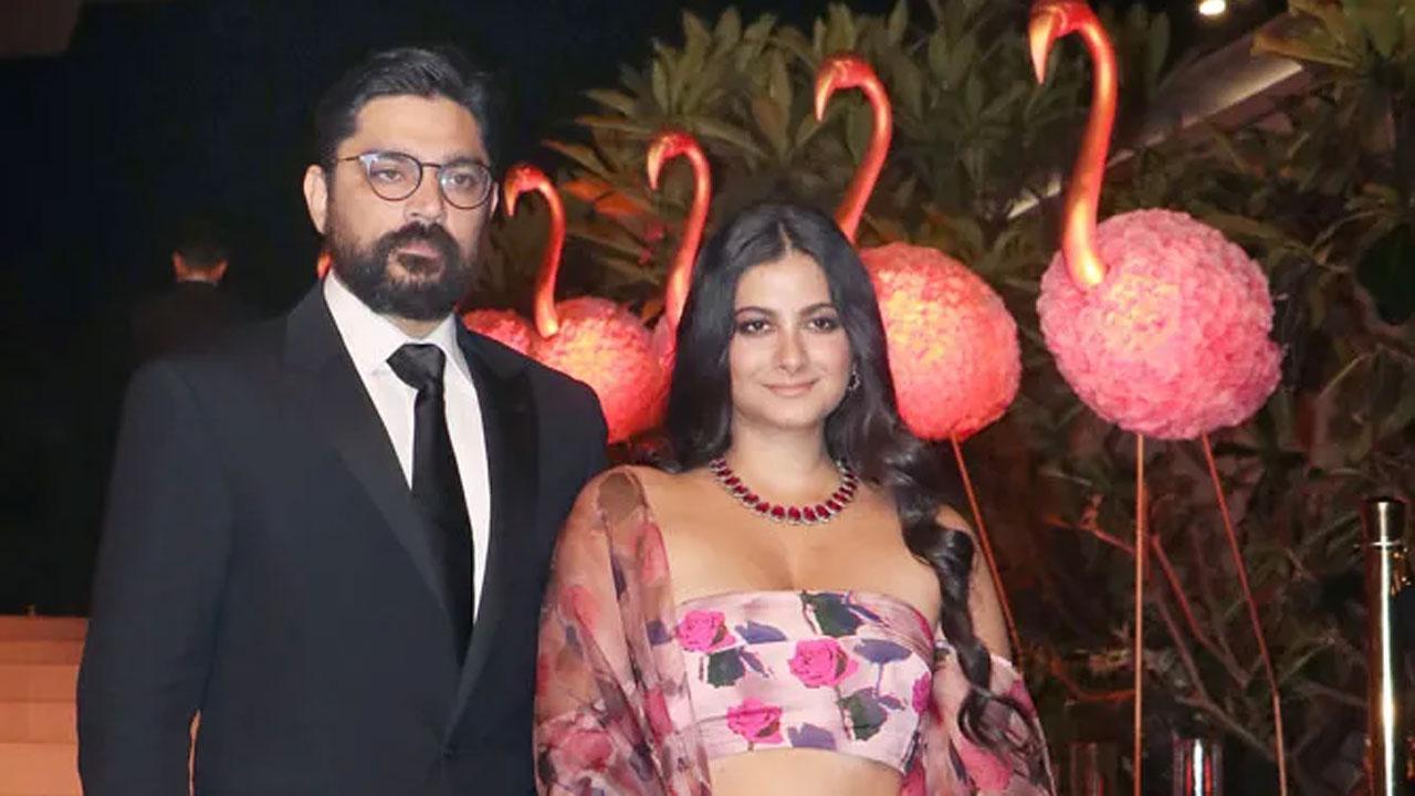 Rhea Kapoor enjoys a swim in Maldives, Karan Boolani too gets spotted in the picture