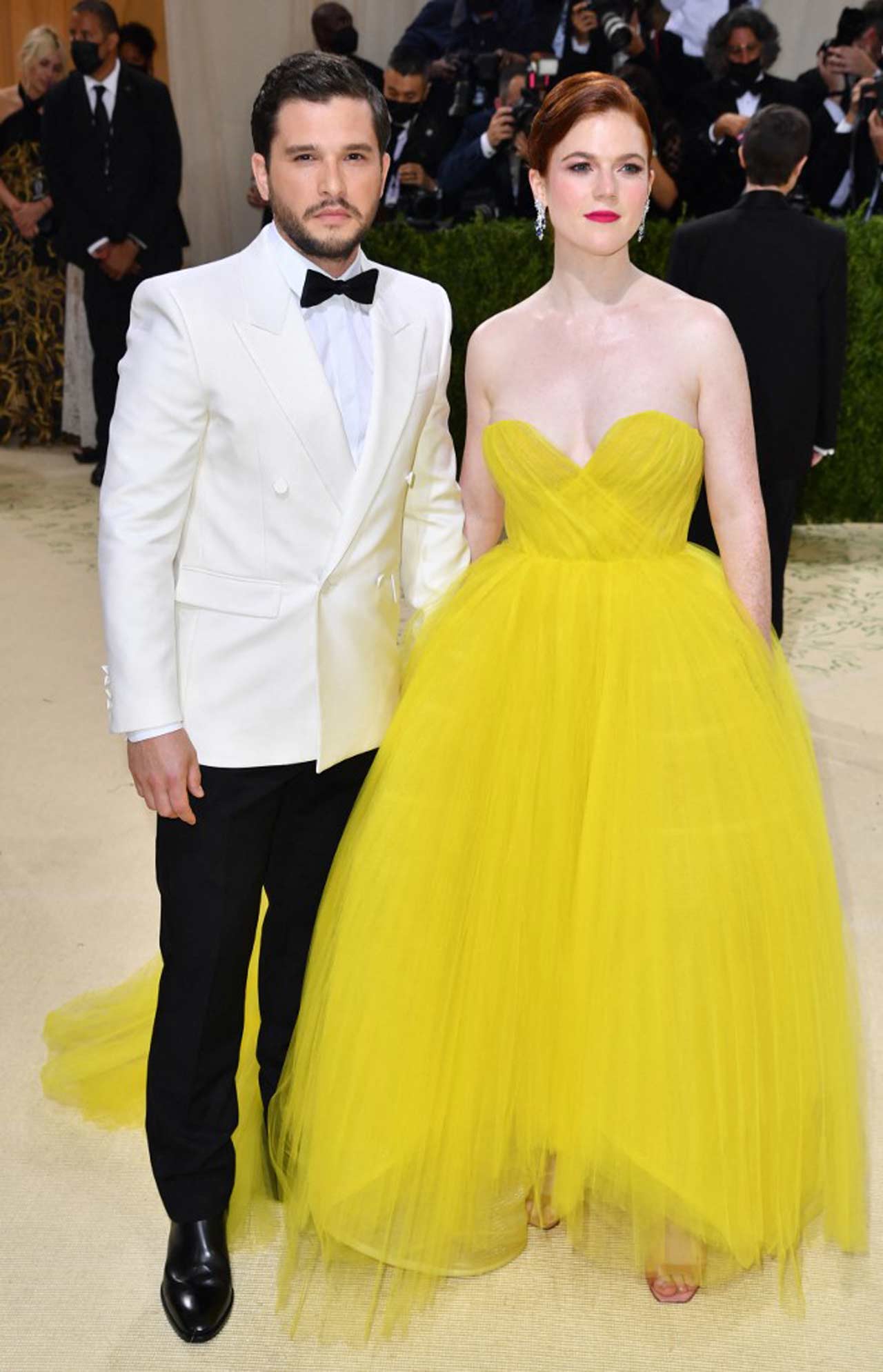 'Game of Thrones' stars and real life couple, Kit Harington and Rose Leslie, turned heads at the Met Gala 2021 with tributes to the 'In America: A Lexicon of Fashion' theme. 