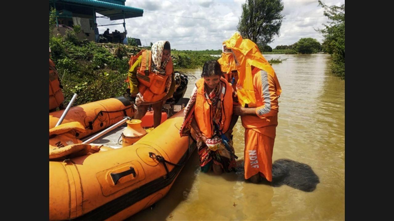 Maharashtra Chief Minister Uddhav Thackeray on Wednesday directed officials to expedite relief measures for people affected by the recent spell of heavy rains and floods in several parts of the state, where rescue operations continued amid intermittent showers. Pic/PTI