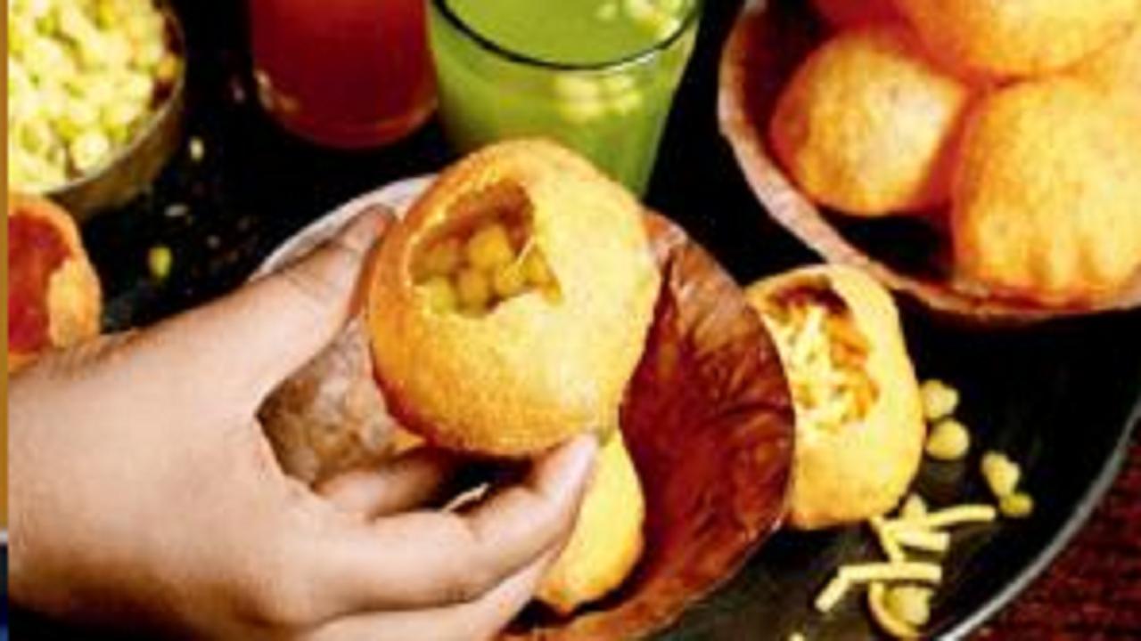 Woman dies after eating 'pani poori'