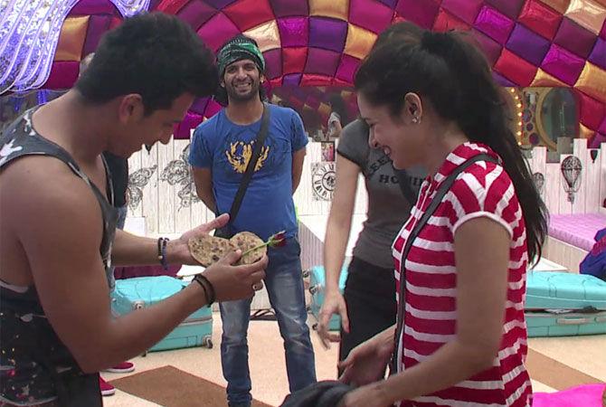 Prince Narula and Yuvika Chaudhary: Cupid struck early in Bigg Boss 9. Contestant Prince Narula proposed to Yuvika Chaudhary on Day 26 in an adorable way! Not only did he go down on one knee for Yuvika, but also made a special paratha for her with 