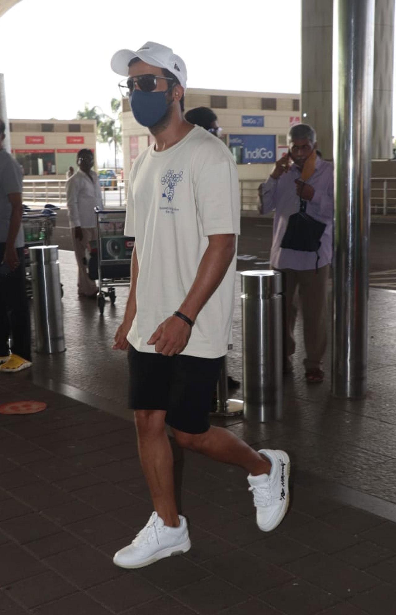 Rajkummar Rao was spotted in a casual avatar. The actor's ability was observed right when the nation saw him for the first time in Dibakar Banerjee’s ‘Love Sex Aur Dhokha.’ Three stories were interconnected via characters and cameras, filming their conflicts and chaos and building a unique cinematic experience. Here, Rao was enamoured by a sales girl and wished to film their intimate moment. He succeeded, both in his desire and debut.
