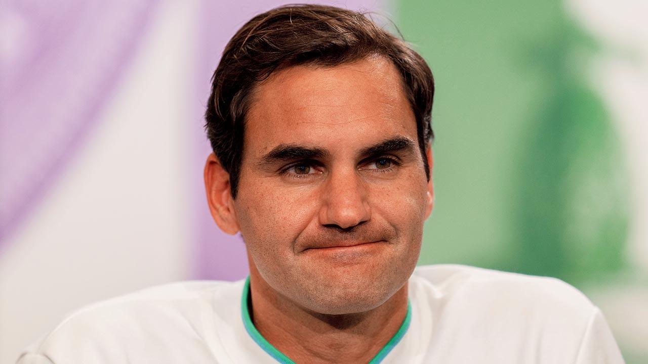 Federer hoping to return next year following knee surgery