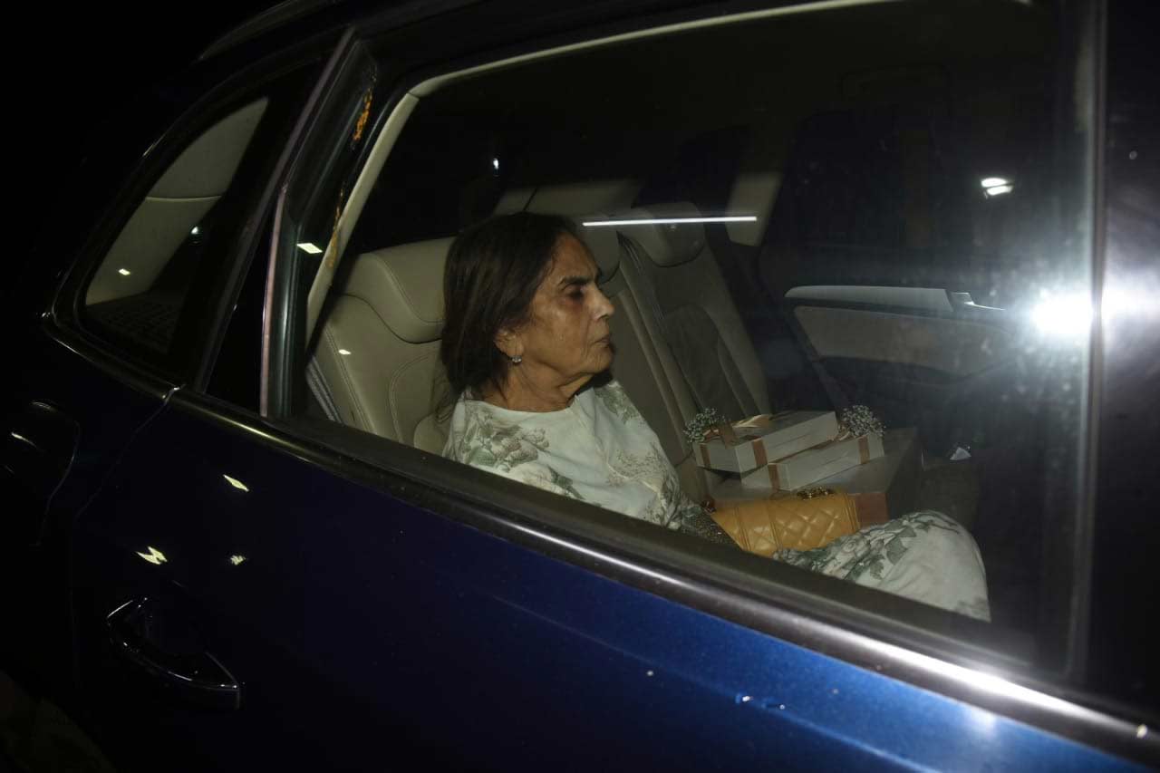 Salim Khan was accompanied by his wife Salma.