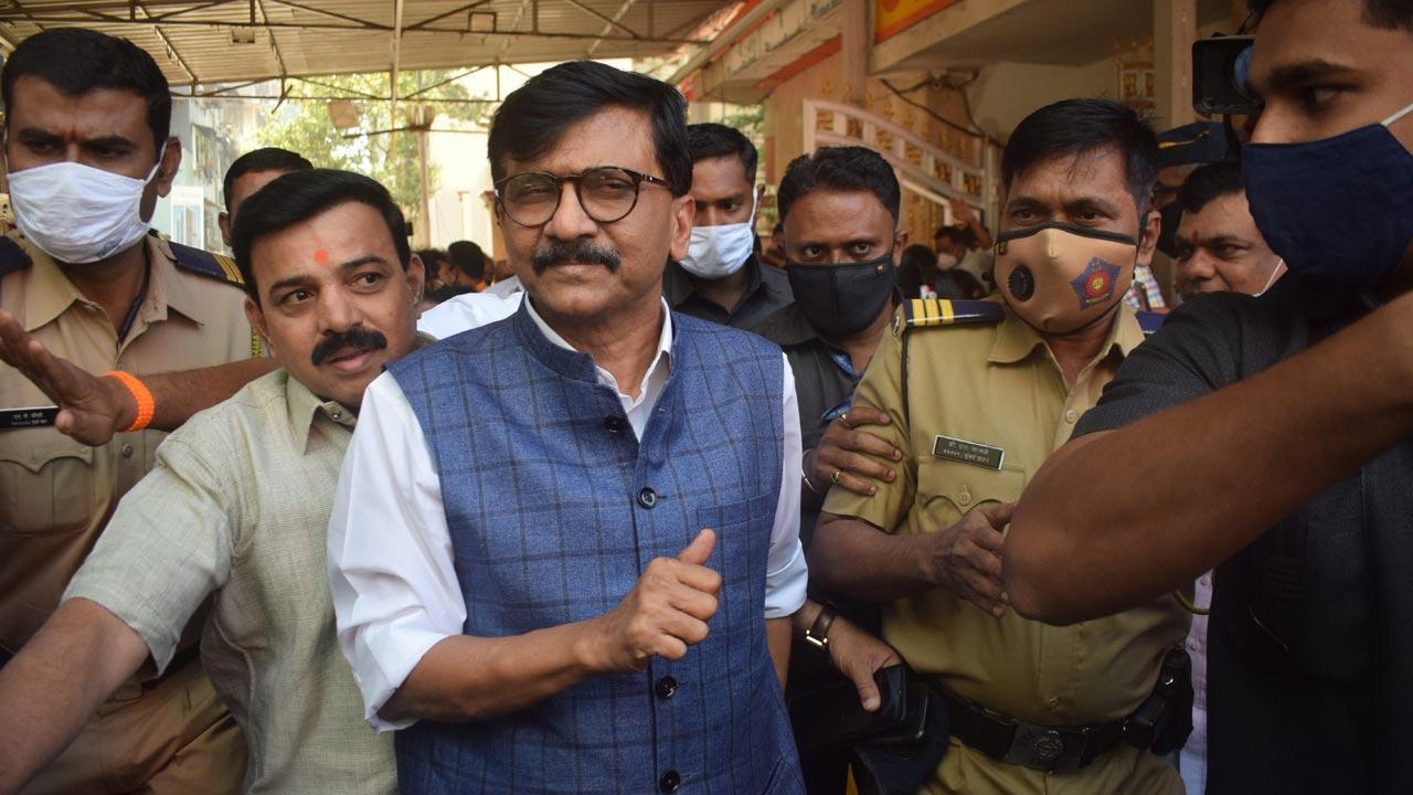 BJP raking up 'outsider' card with eye on UP Assembly, Mumbai civic polls: Sanjay Raut