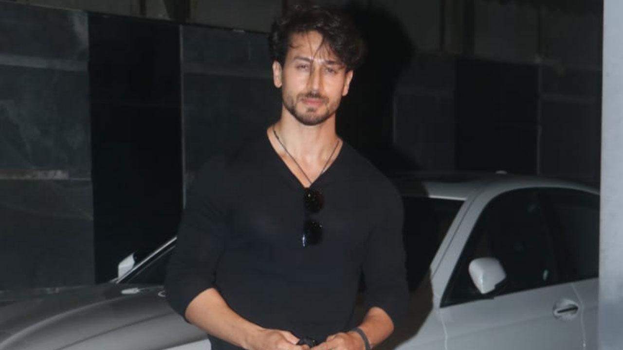 Tiger Shroff is all praise for 'idol' Hrithik Roshan's dancing skills