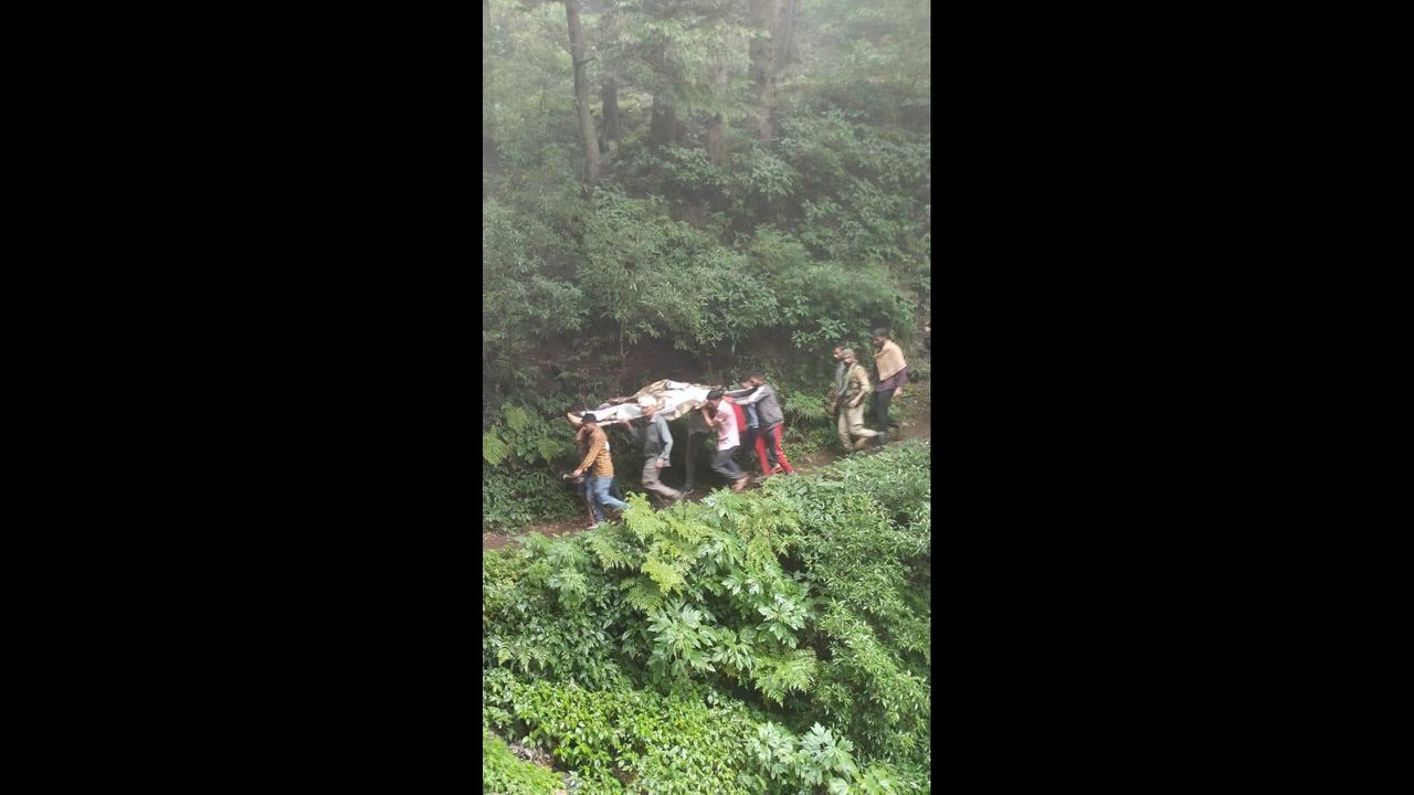 There was a thick fog over Patnitop when the incident occurred. Local residents were the first to reach the site and they pulled out the pilots from the severely damaged helicopter. Pic/Pallav Paliwal