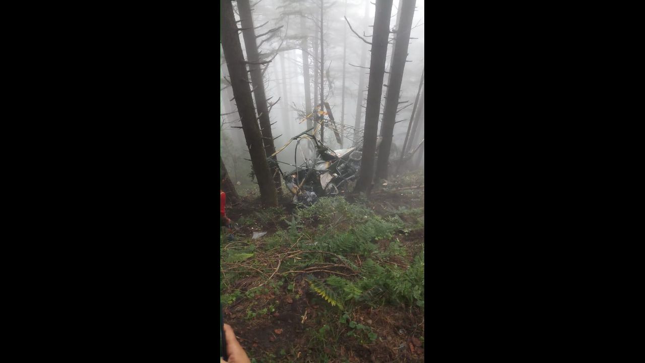 During a training sortie in Patnitop area, Indian Army's Cheetah helicopter crash-landed in Shiv Garh Dhar area in the district, a Jammu-based defence spokesman said. Pic/Pallav Paliwal