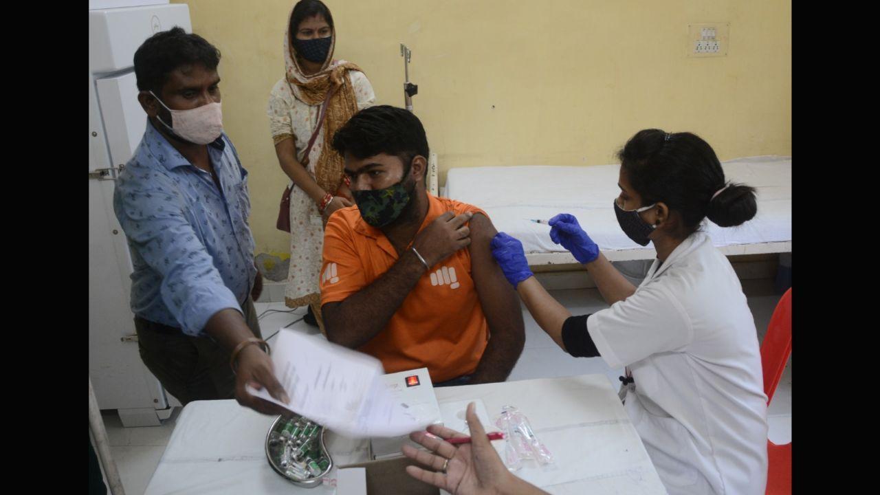 IN PHOTOS: 80 per cent Mumbaikars vaccinated with at least one dose, claims BMC