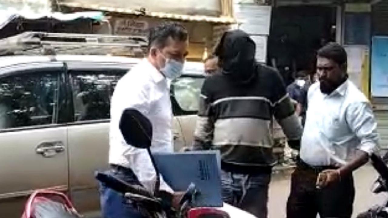 Virar: One accused held in builder murder case