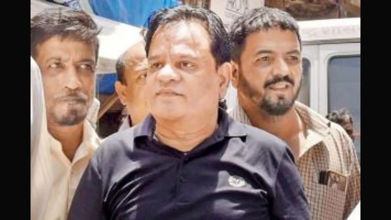 ED attaches Thane flat of associate of Dawood Ibrahim's brother Iqbal ...