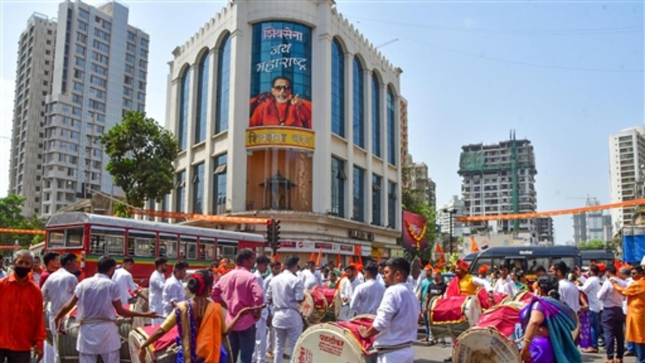 People dressed in traditional attire take part in a procession celebrating 'Gudi Padwa' or the Maharashtrian New Year, at Dadar, in Mumbai. Pic/PTI