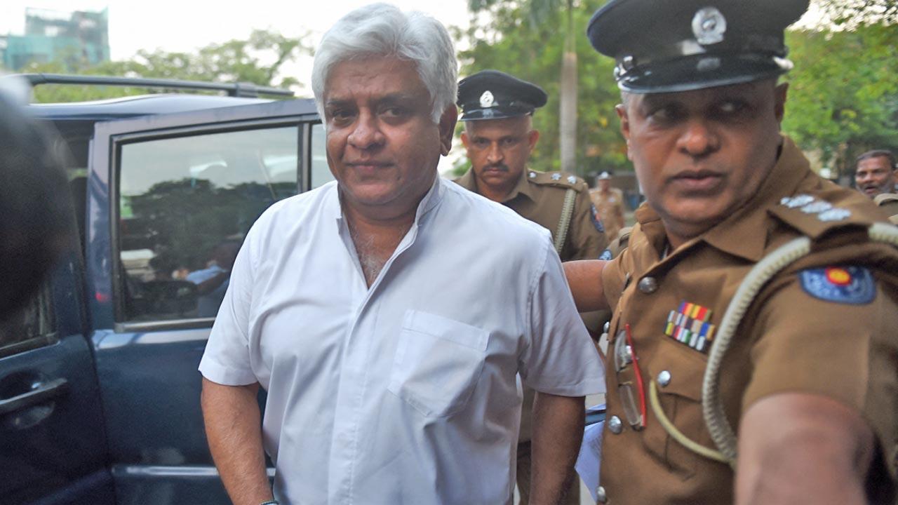 Arjuna Ranatunga urges Sri Lankan players to leave IPL and stand in support of their country