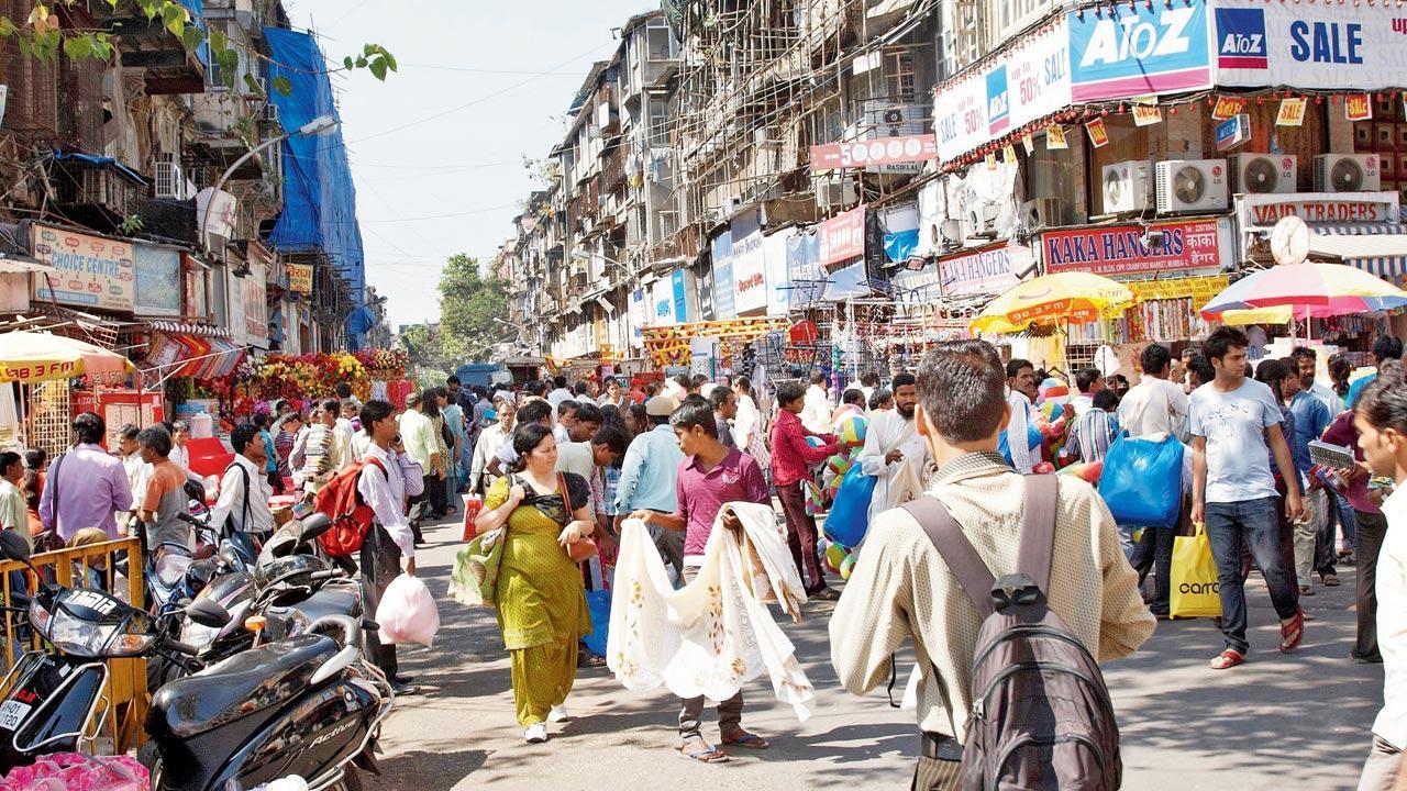 Mumbai: BMC to act against shops without Marathi signboards