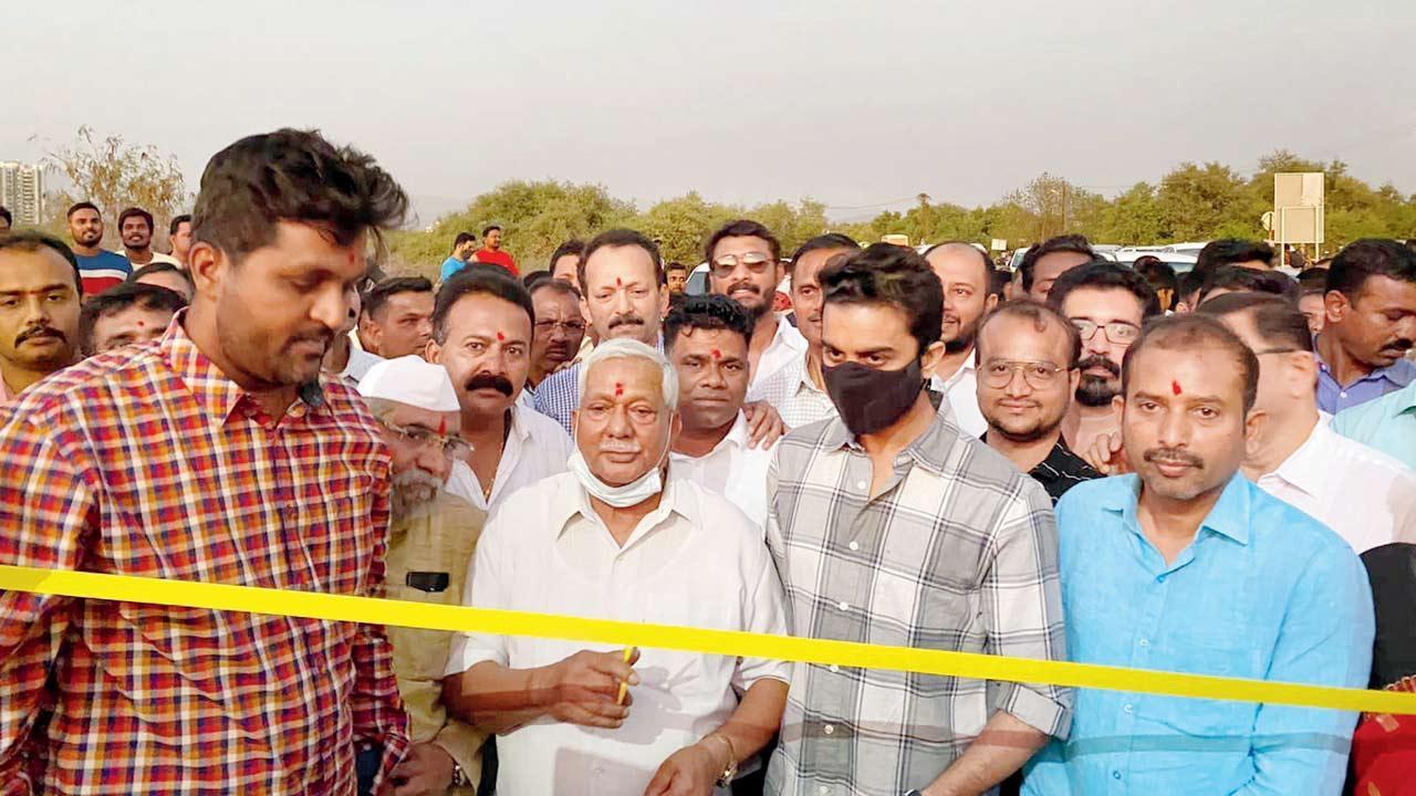 Caught in red-tape, Naigaon road overbridge finally opens to public