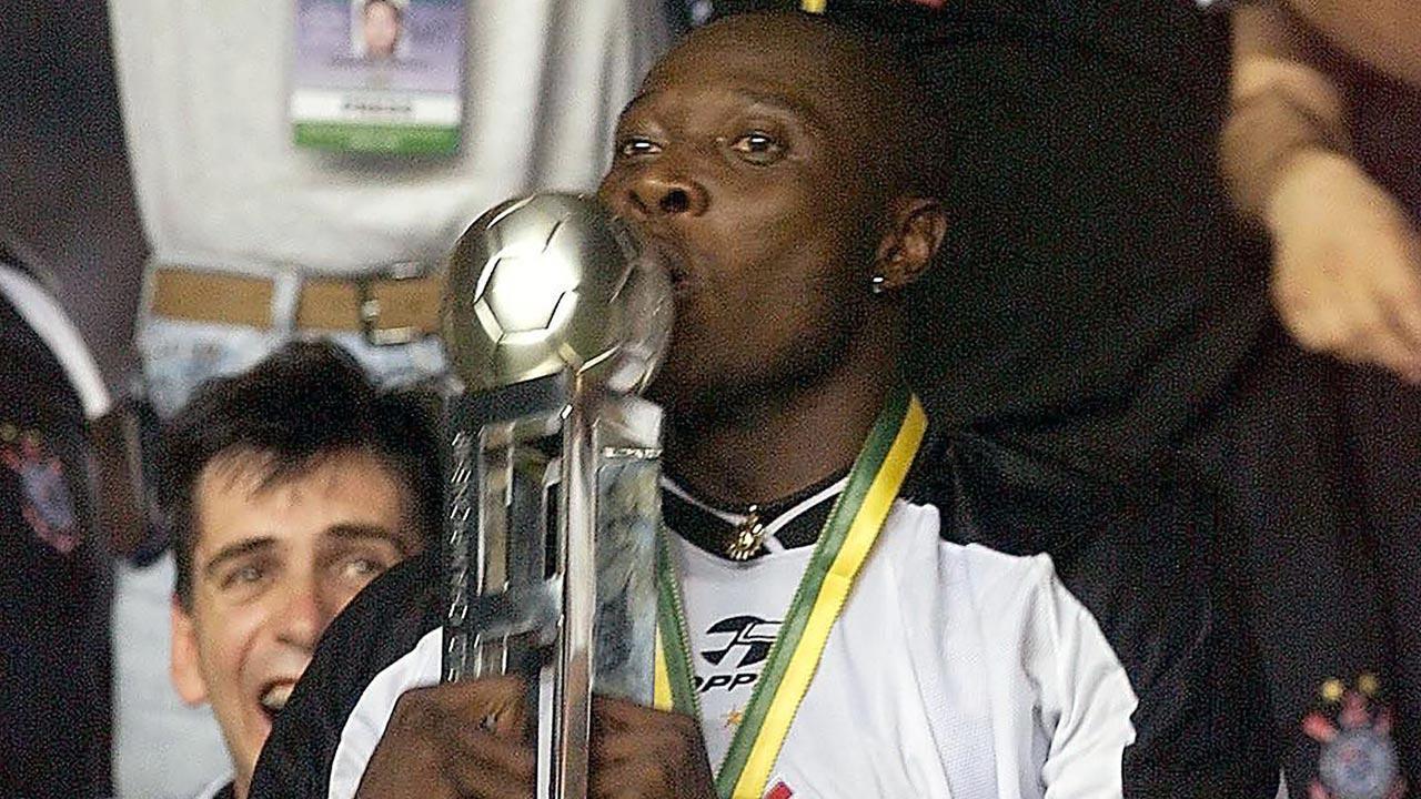 Colombian football star Rincon passes away at 55