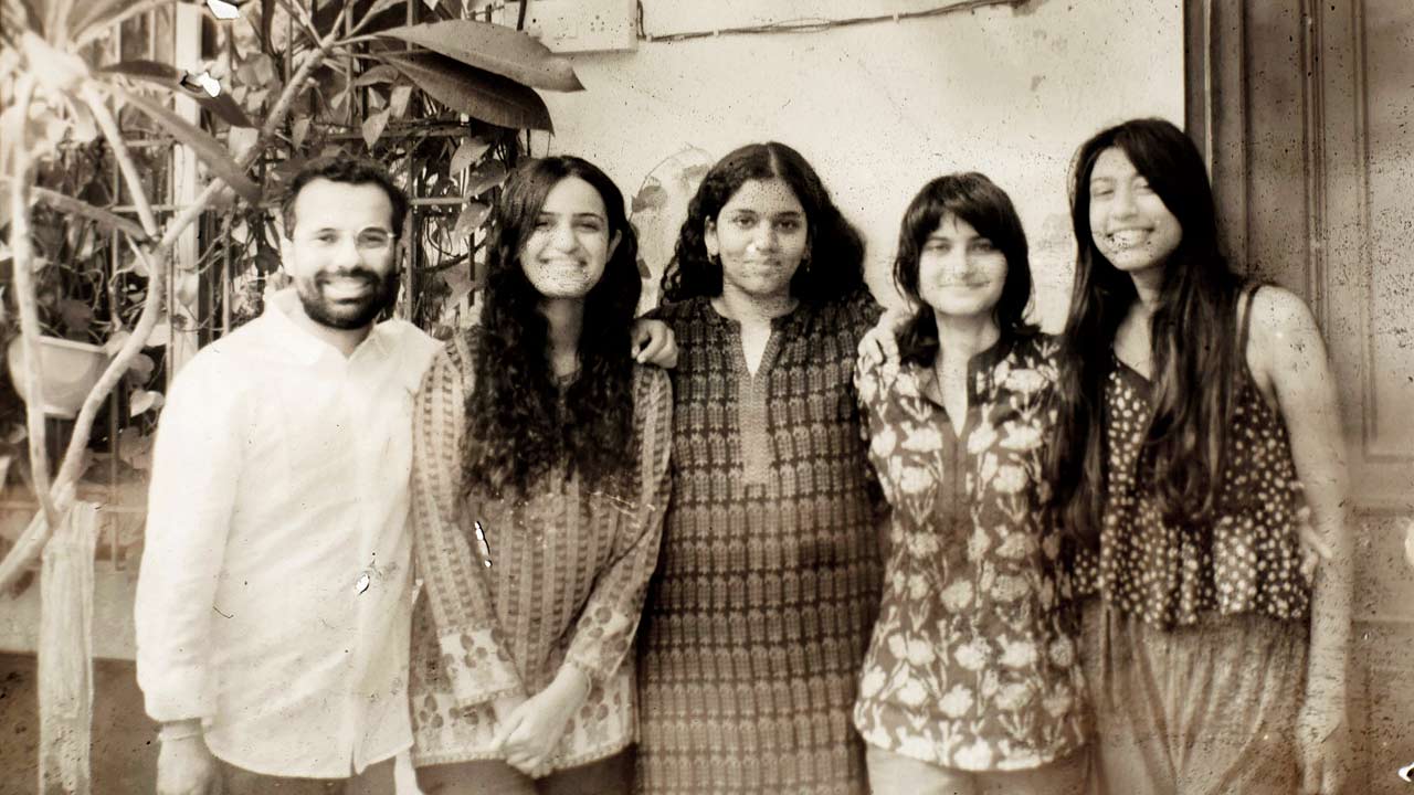 (From left to right) Karan Talwar, Namrata Sanghani, Simran Ankolkar, Tanya Dixit and Sheba Alexander
