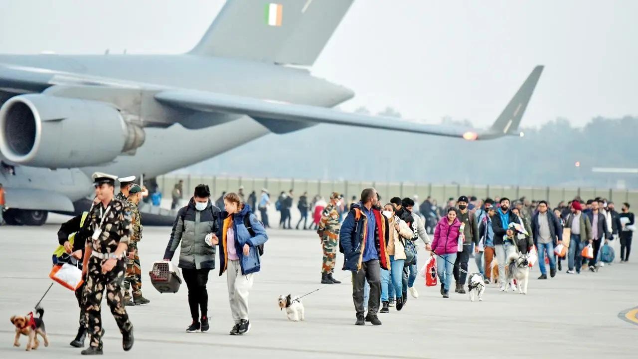 Parents of Ukraine-returned MBBS students seek help from Centre to accommodate students in Indian colleges