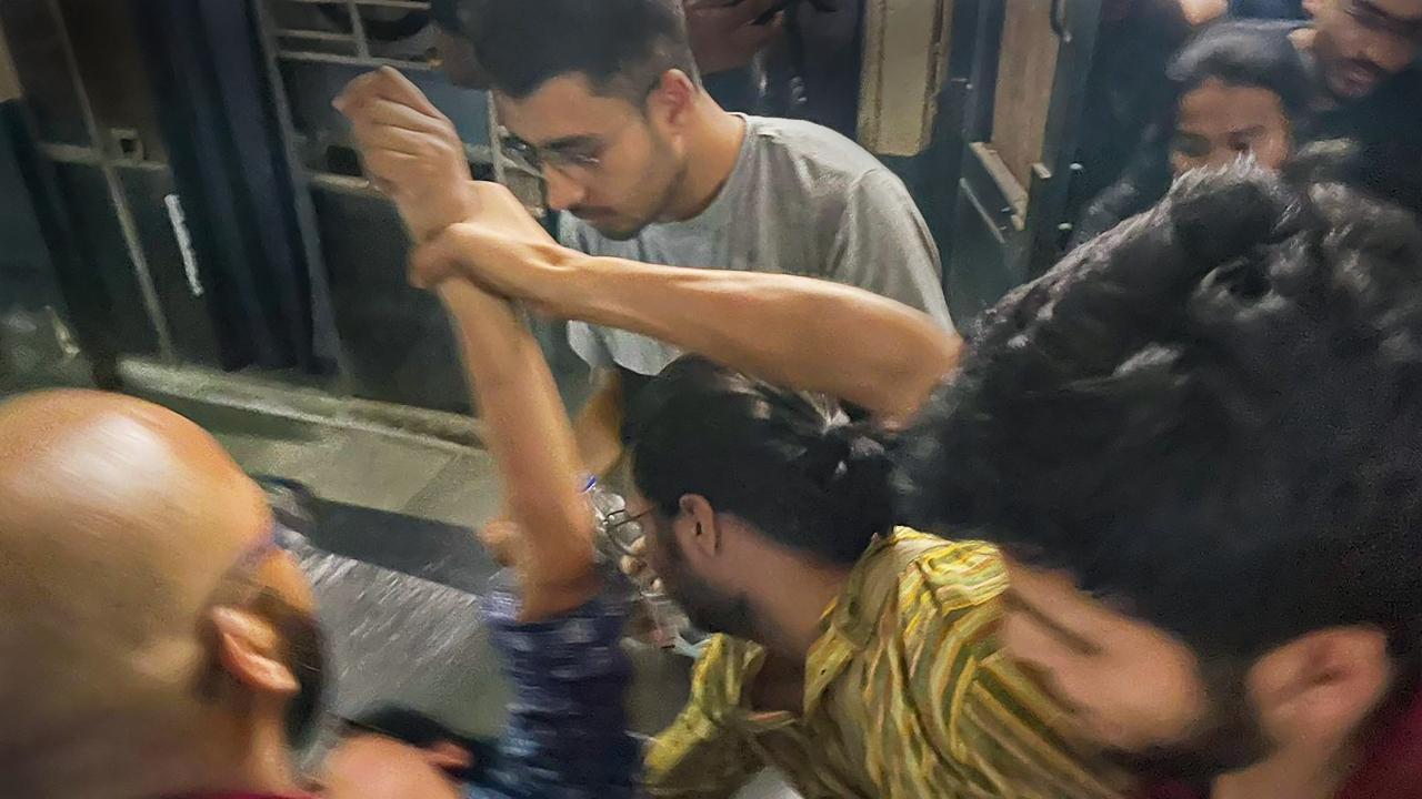 Clash between JNU student groups over non-veg food, cops say 6 injured
