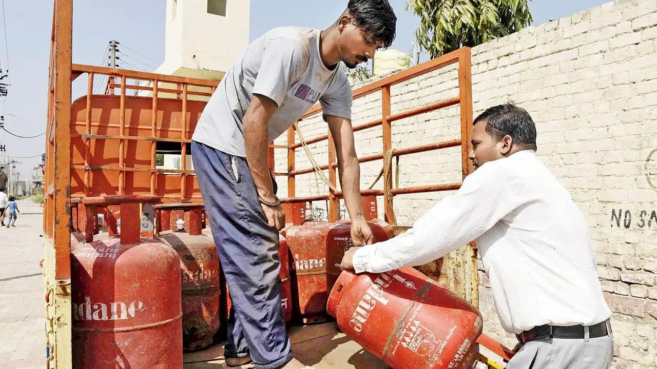 Commercial LPG price increases by Rs 250; no increase in price of domestic gas cylinders