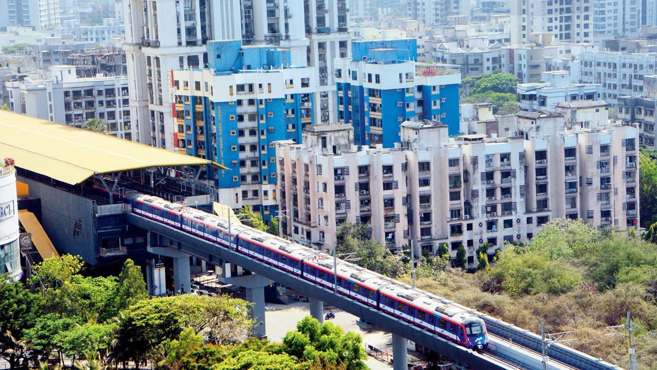 Fully automated Metro to run with drivers for now