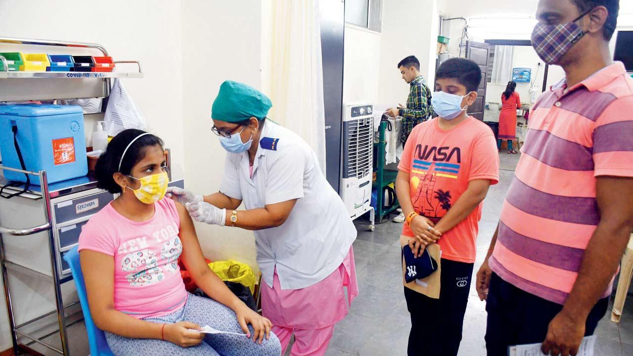 Masks not compulsory yet, says Maharashtra Health Minister Rajesh Tope
