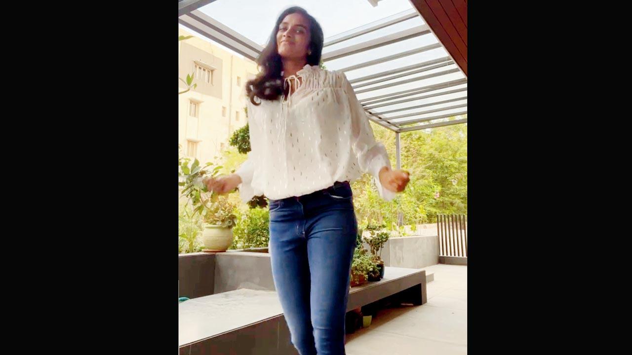 Watch video: PV Sindhu grooves to tamil track Arabic Kuthu