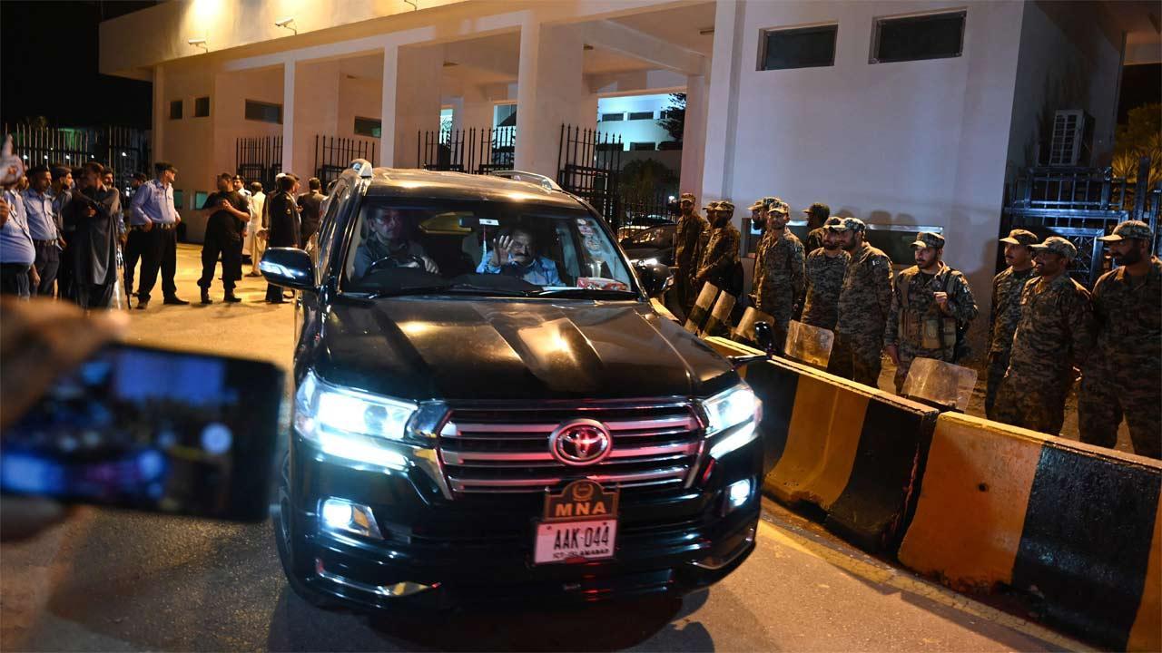 Pakistan National Assembly to elect new prime minister on Monday