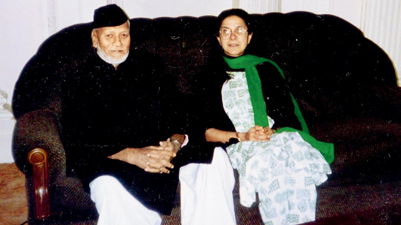 Ustad Bismillah Khan and Isal in 1993. Pics Courtesy/Association Sargam