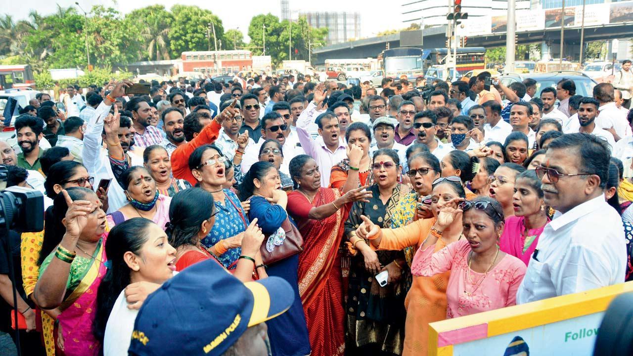 Mumbai: Rana couple arrested over Hanuman Chalisa row; BJP alleges anarchy